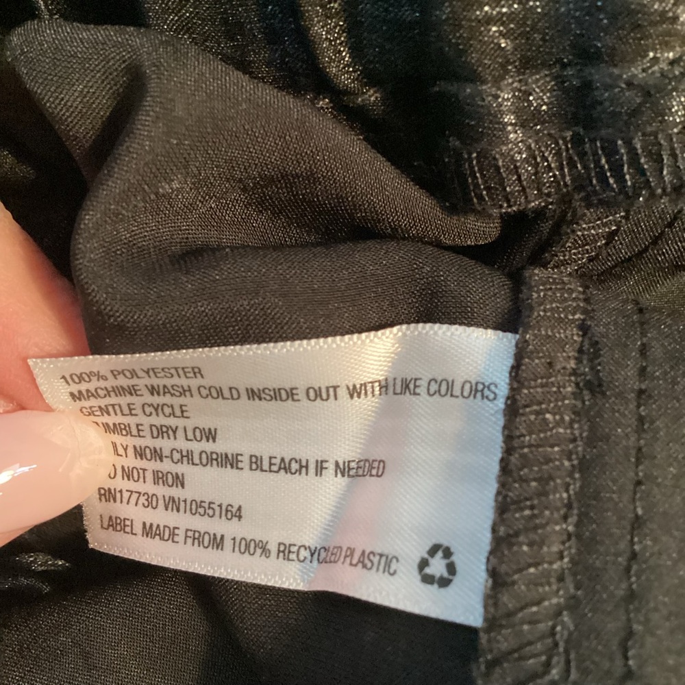 a new day Black metallic high rise, elastic waist shorts, 4” inseam, Med - Picture 8 of 9